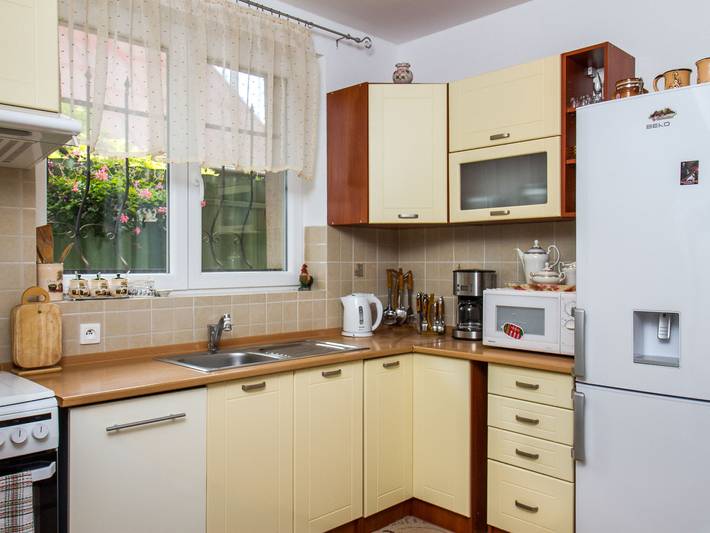Ferienwohnung für 5 Personen, mit Terrasse und Garten in Balatonboglar - 4