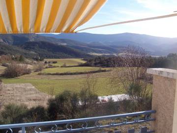 Cottage pour 2 personnes, avec piscine et balcon ainsi que jardin et vue à Rosans