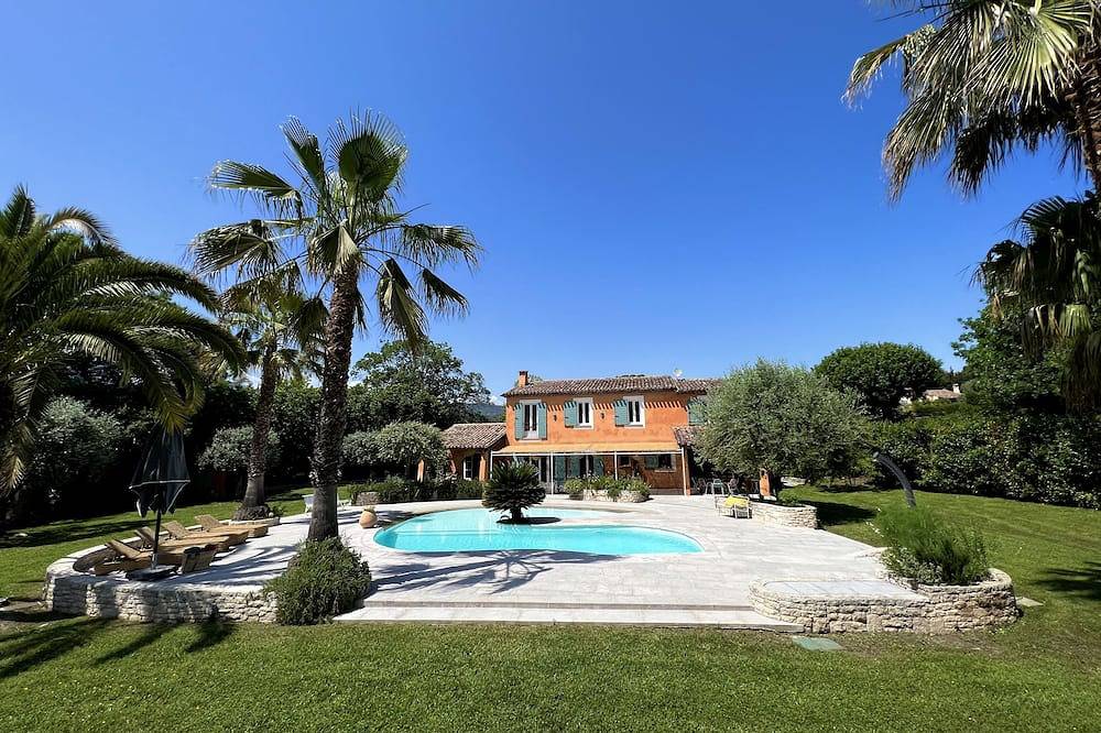 Bienvenue Dans Notre Villa \"La Bastide\" Située à Saint Paul de Vence in La Colle-sur-Loup, Region de Cannes