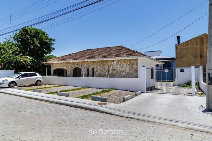 Casas e apartamentos de temporada para 2 pessoas, com balcão em Capivari