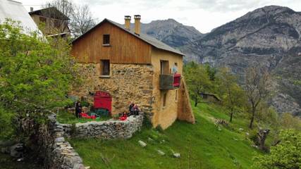 Gîte pour 4 personnes, avec jardin et vue à Le Lauzet-Ubaye