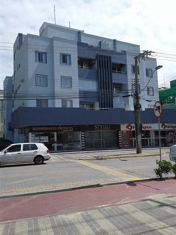 Ganze Wohnung, Große Maisonette-Wohnung 50 Meter vom Strand entfernt, 2 Garagen, Ethernet, Wifi in Bombinhas, Litoral Catarinense