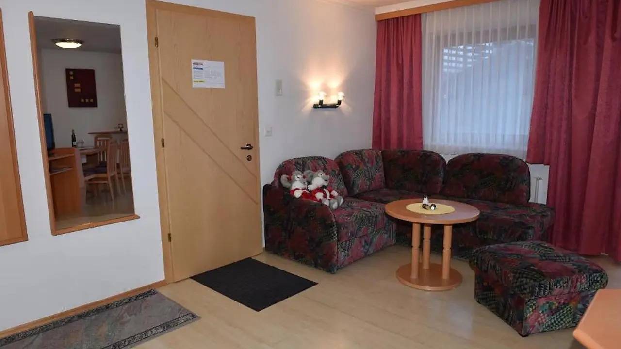 Ganze Ferienwohnung, Ferienwohnung für 4 Personen (66 m²) in Samnaun in Compatsch (Samnaun), Samnaun