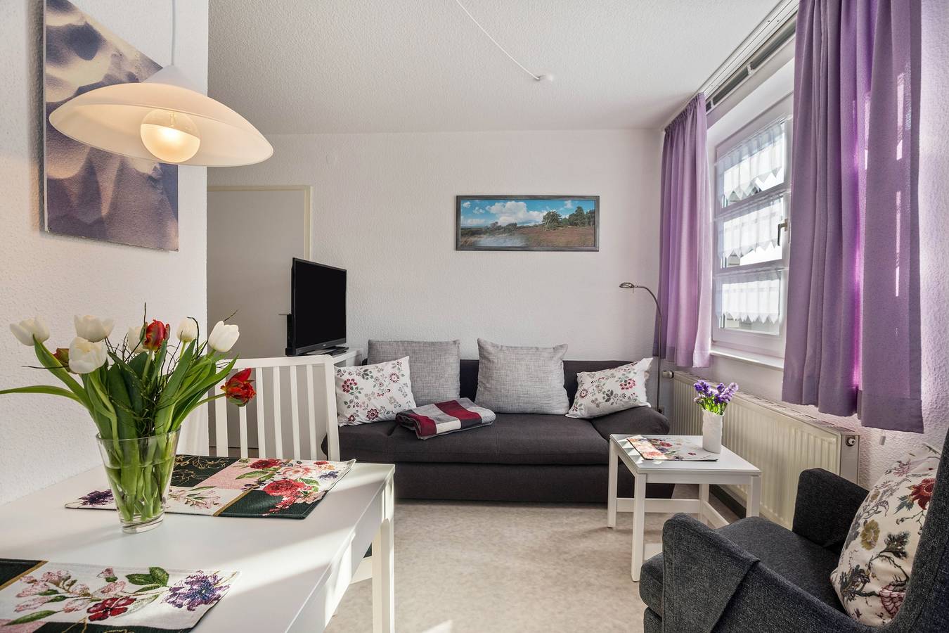 Entire apartment, Apartment Nordhaus 2 close to the Beach with Shared Garden & Wi-Fi in Duhnen, Cuxhaven
