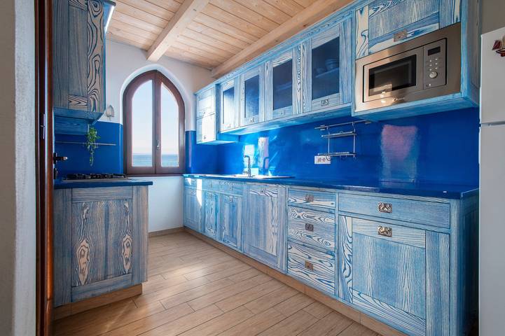 Holiday Home 'Mare Fuori' with Private Terrace and Sea View in Isola Rossa, Trinità d'Agultu e Vignola