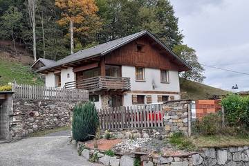 Location de vacances pour 10 personnes, avec jardin et balcon dans Sainte Marie de Campan