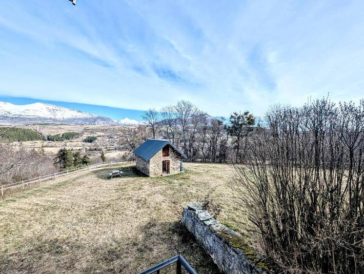 Gîte pour 2 personnes, avec jacuzzi et jardin ainsi que sauna et piscine à Manteyer - 3
