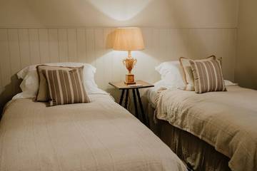 Lodge for 2 People in Sheffield, South Yorkshire, Photo 1