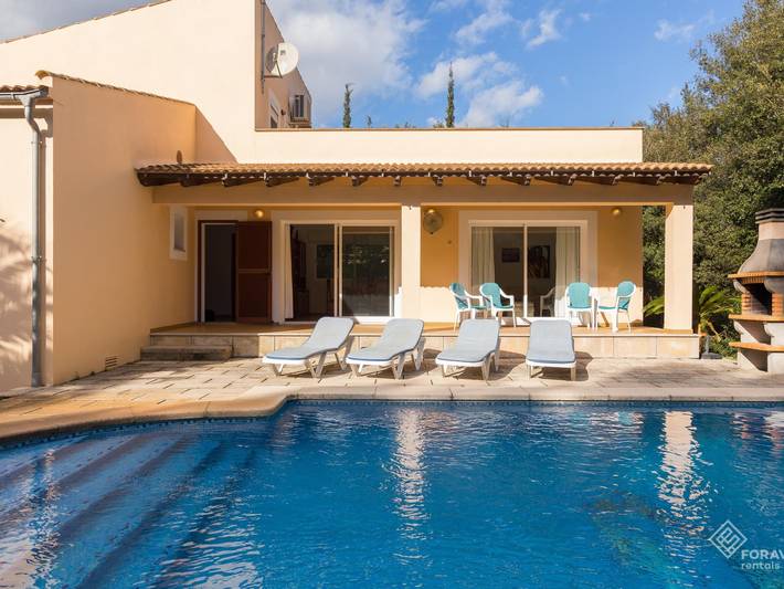 Villa Garballo - Schönes Haus mit Pool und Garten in Crestatx, Sa Pobla