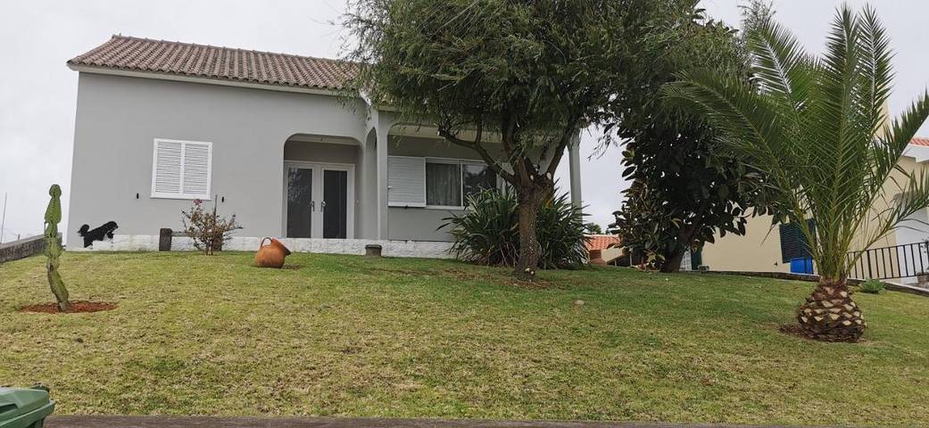 Casa de férias para 4 pessoas, com jardim em Ilha de Santa Maria