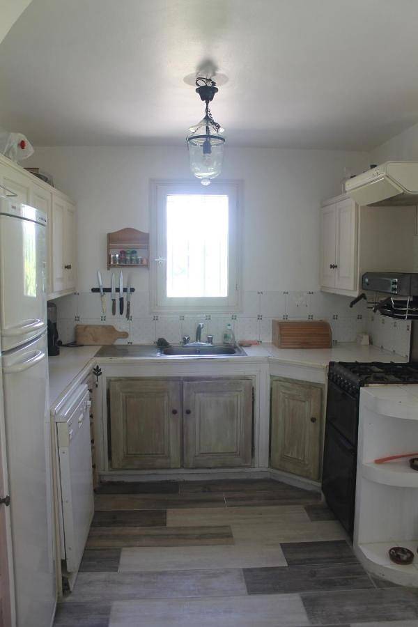 Location de vacances pour 4 personnes, avec vue ainsi que jardin et piscine à Taradeau - 4