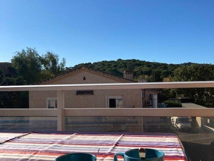 Appartement de vacances pour 4 personnes, avec piscine et terrasse