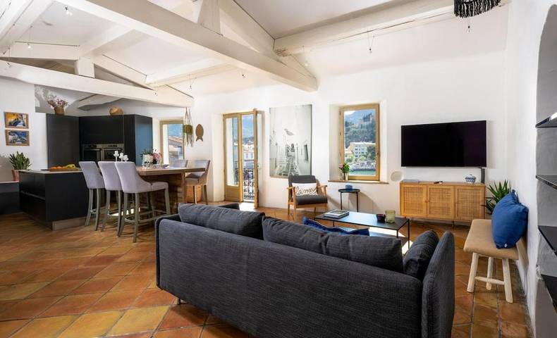 Gîte pour 6 personnes, avec vue dans Office De Tourisme De Cassis - 4