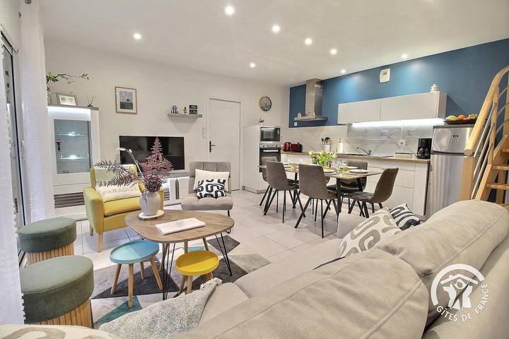 Gîte pour 6 personnes, avec jardin