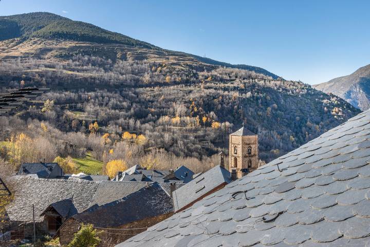 Gîte pour 6 personnes, avec jardin, animaux acceptés dans Vallee De Boi - 2