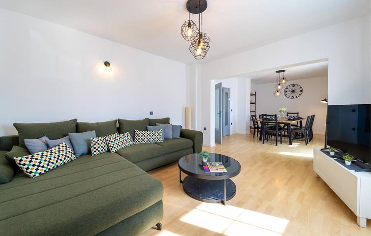 Gemütliche 28 m² große Wohnung mit Pool, WLAN und Parkplatz in Bilje, Osijek-Baranja