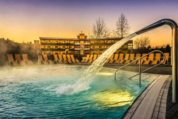 Hotel für 4 Personen, mit Garten und Sauna sowie Ausblick - 1