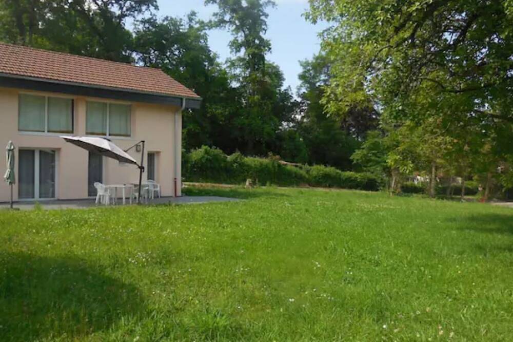 Le Petit Atelier in Excenevex, Thonon-les-Bains region