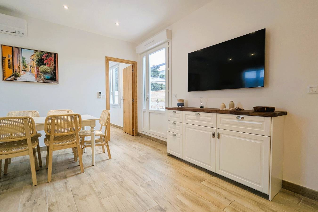Ganze Wohnung, Ferienwohnung für 6 Personen mit Garten in Toulon, Toulon Region