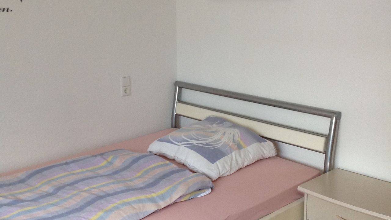 Ganze Ferienwohnung, Ferienwohnung für 1 Person (35 m²) in Schnaitheim in Heidenheim, Stuttgart Region
