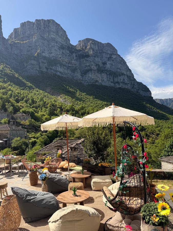 Double Room with Balcony in Park Narodowy Vikos-Aoos