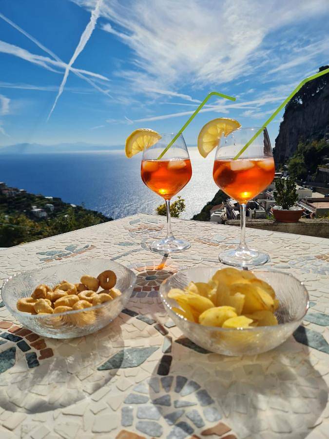 Ferielejlighed for 2 personer, med have og udsigt i Amalfi
