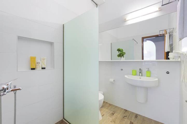 Ferienhaus für 4 Personen, mit Garten und Balkon in Faliraki - 4