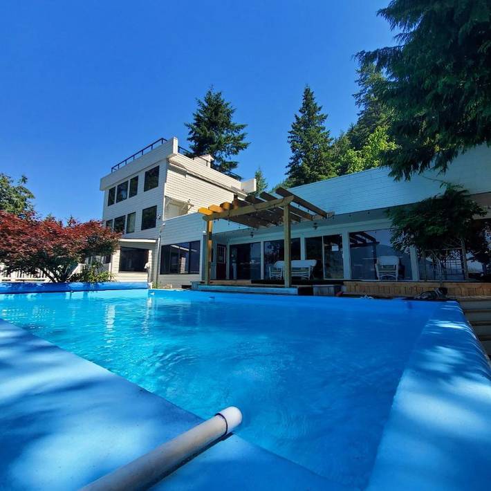 Villa pour 11 personnes, avec sauna et piscine ainsi que terrasse et jacuzzi dans Canada