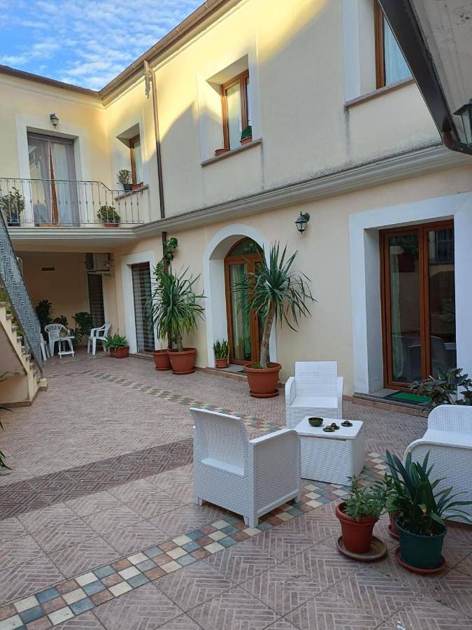 Appartamento per 4 persone, con Terrazza e Giardino a Villacidro
