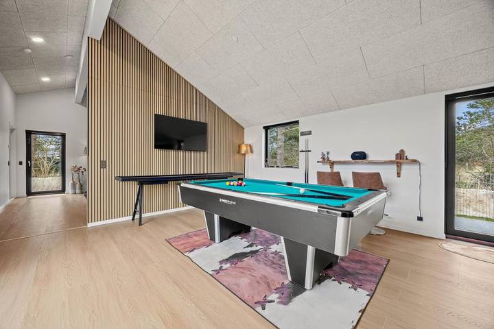 Ferienhaus für 10 Personen, mit Balkon/Terrasse und Whirlpool sowie Terrasse und Sauna in Blavand - 4