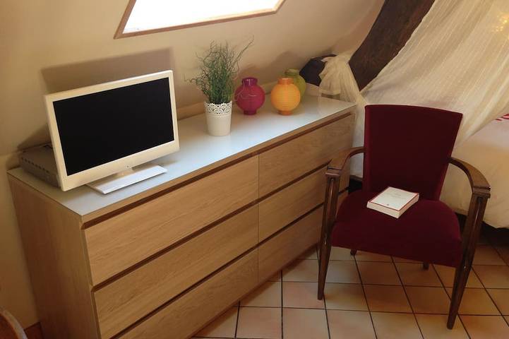 Gîte pour 4 personnes, avec jardin à Dijon - 3
