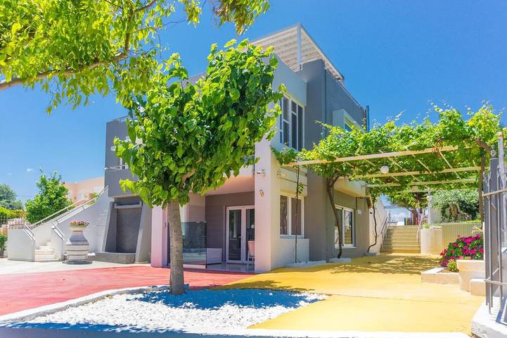 Uniek zeezicht - zonsondergang met volledige privacy!Slaapkamers met en-suite badkamers-Gym in Nikiforos Fokas, Rethymno en omgeving