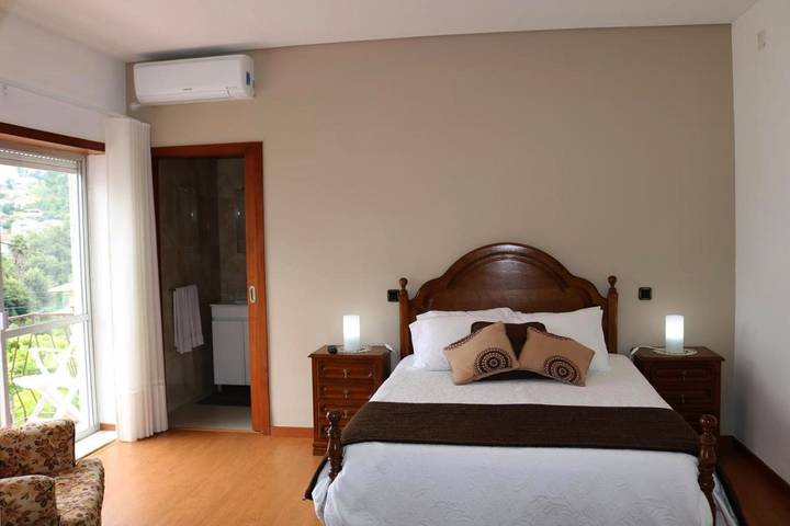 Maison d’hôte pour 2 personnes, avec terrasse dans Amares