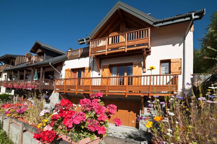 Gîte pour 12 personnes, avec terrasse à Albiez-Montrond - 2