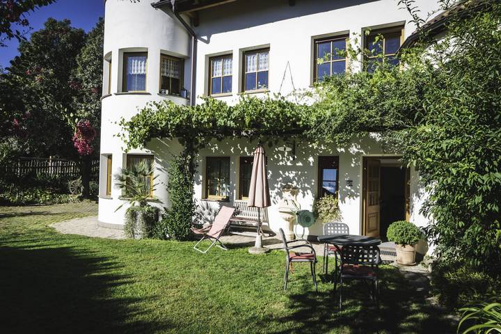 Ferienwohnung für 4 Personen, mit Garten