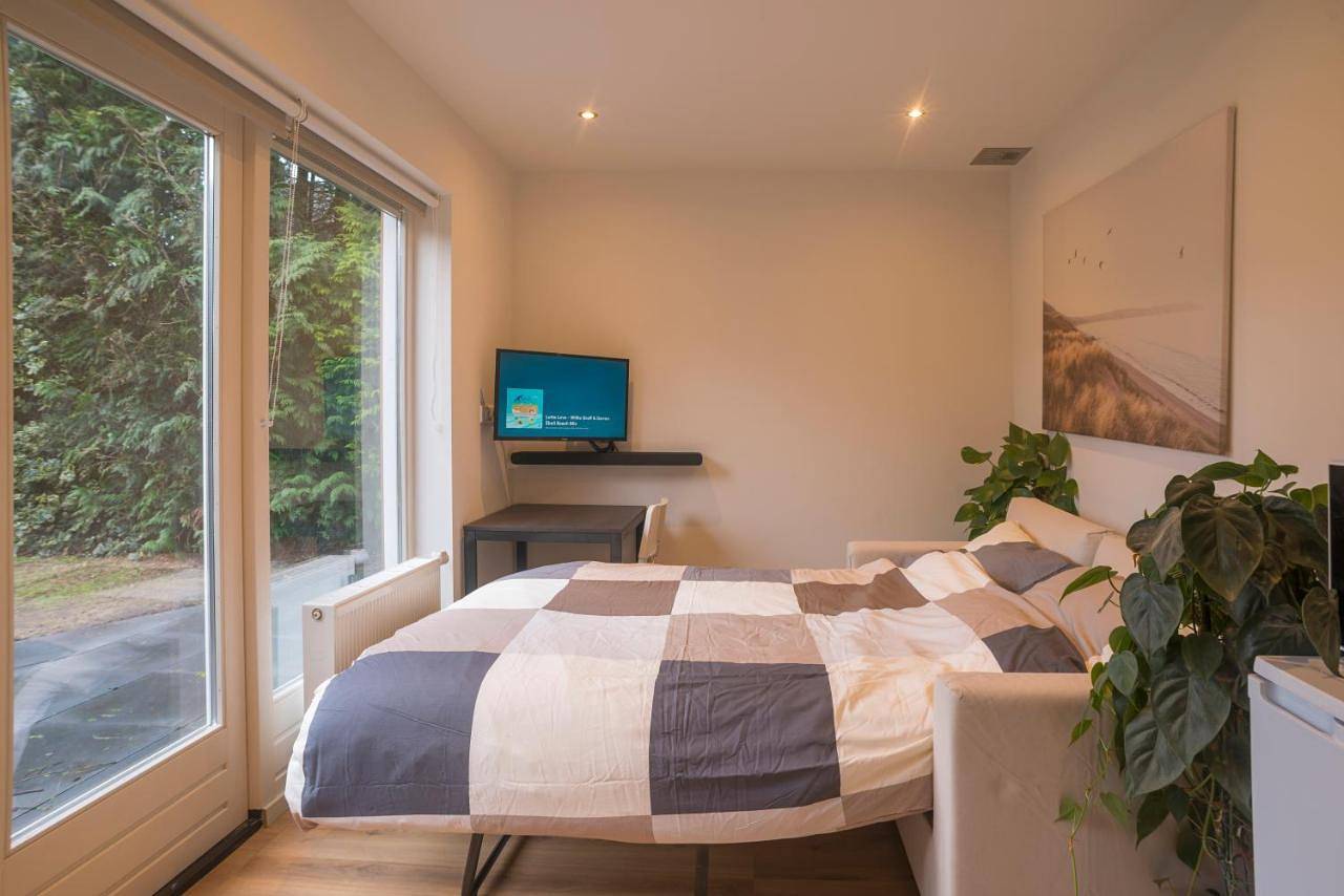 Cały apartament wypoczynkowy, Double Room with Garden View in Eindhoven, Brabancja Północna