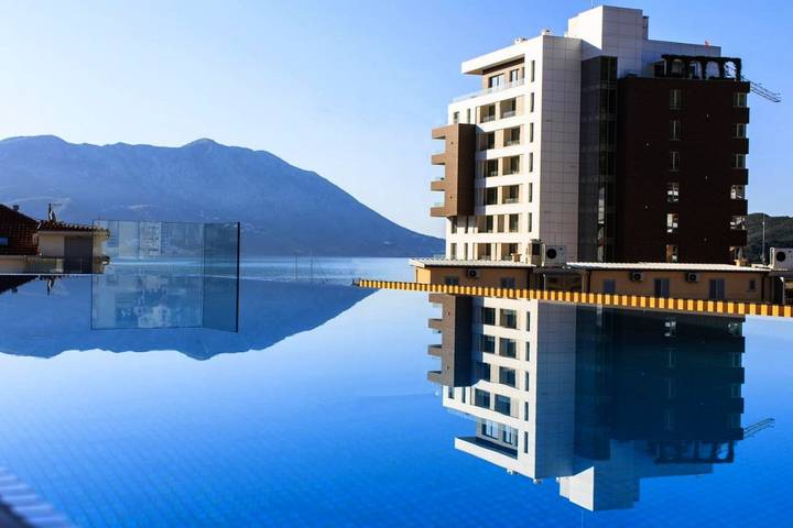 Hôtel pour 2 personnes, avec terrasse et vue ainsi que sauna et piscine
