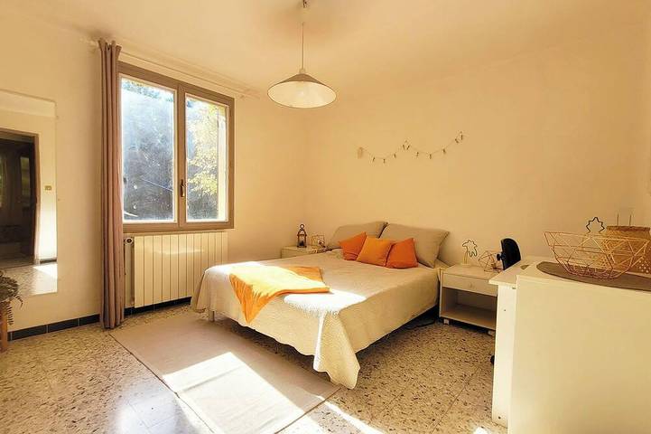 Location de vacances pour 8 personnes, avec balcon et jardin, animaux acceptés à Vachères - 2