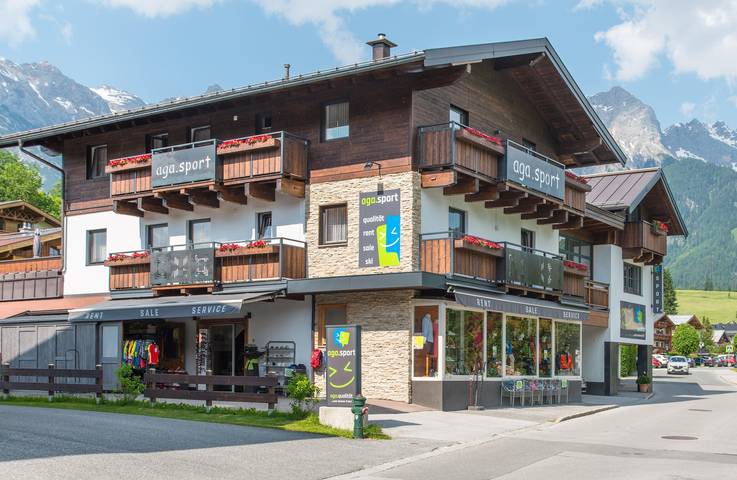 Ferienwohnung für 4 Personen, mit Garten und Balkon, kinderfreundlich