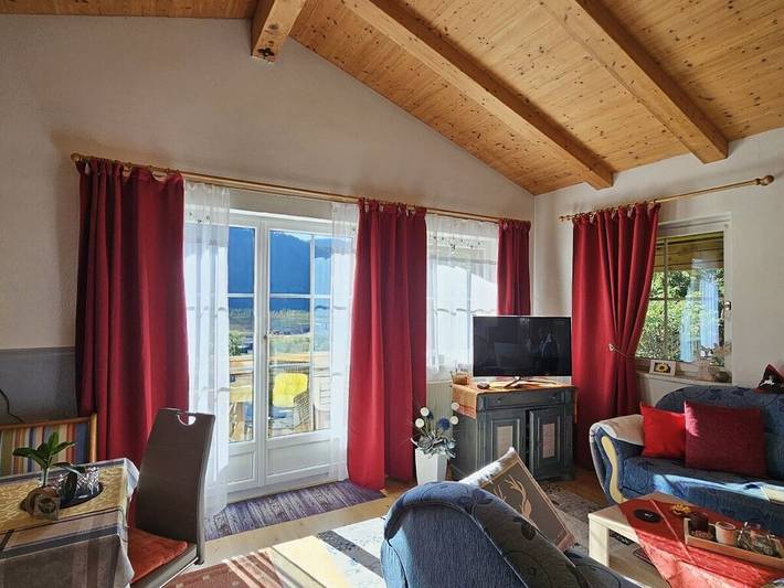Ferienhaus für 3 Personen, mit Balkon und Garten in Höfen