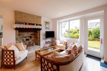 Gîte pour 5 personnes, avec jardin et terrasse dans Office De Tourisme De Huelgoat