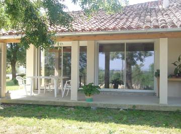 Gîte pour 5 personnes, avec terrasse dans le Tarn-et-Garonne