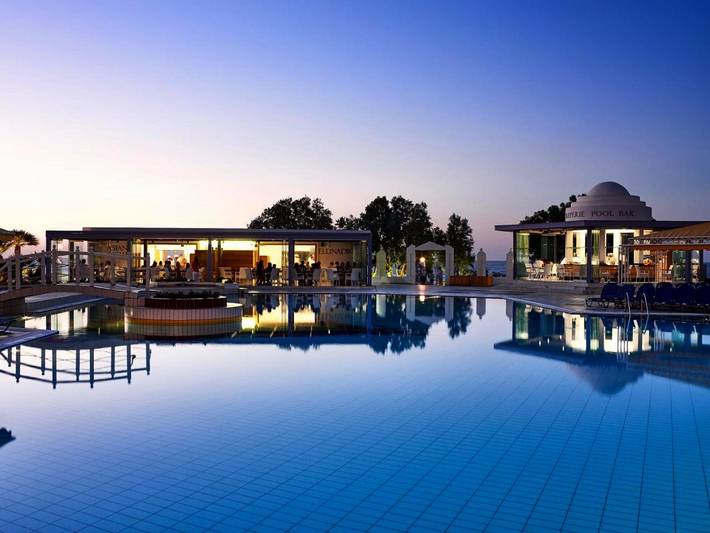 Ferienanlage für 3 Personen, mit Kinderpool und Garten sowie Pool auf Kreta