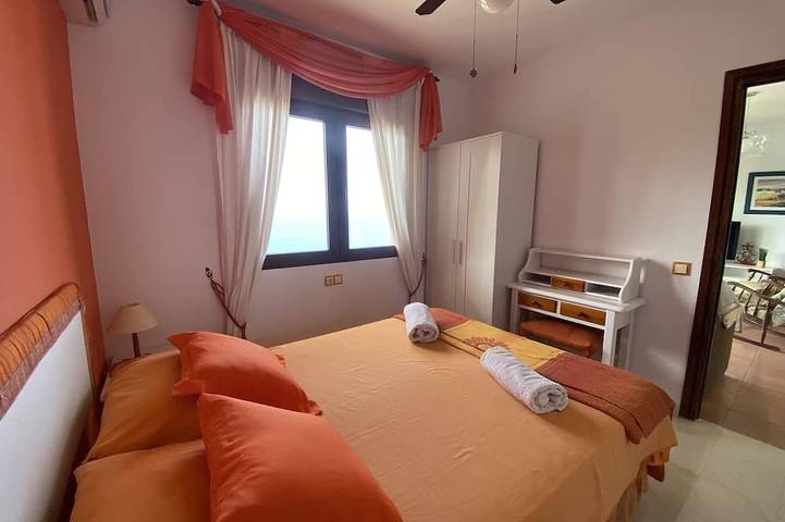 Villa With Pool and Stunning Sea Views in Los Pinos (Almunecar), Almuñecar
