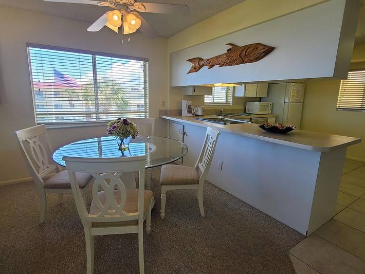 Vacation rental for 4 people, with balcony and pool in St. Augustine Beach