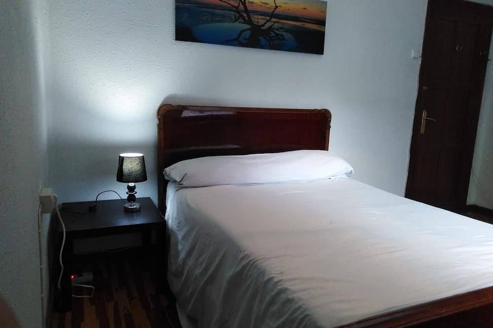 Appartamento intero, Habitación Privada, en Apartamento Compartido, San Fermin Toros Pamplona in Pamplona, Provincia di Navarra