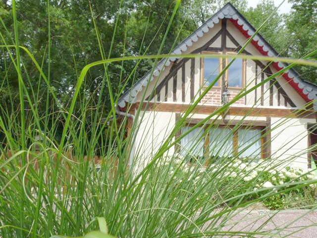 Location de vacances pour 9 personnes, avec jardin, adapté aux familles à Le Pin (Calvados) - 2