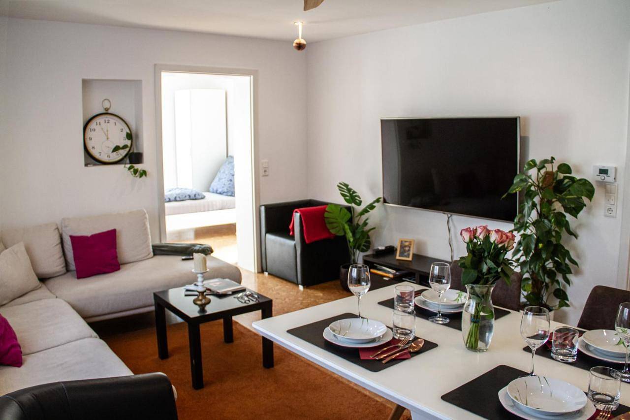 Ganze Wohnung, Three-Bedroom Apartment in Fürth, Franken