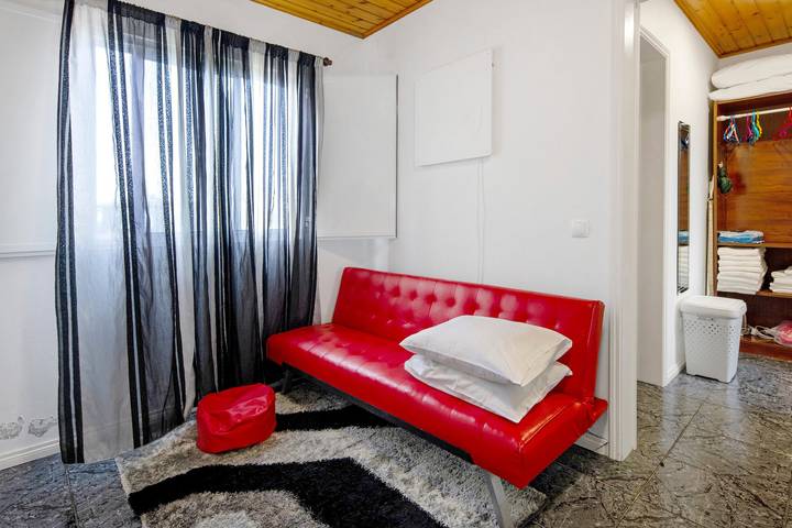 Casa de vacaciones 'Casinha Do Monte' con vistas al mar, jardín compartido y Wi-Fi in Isla de San Miguel, Achadinha