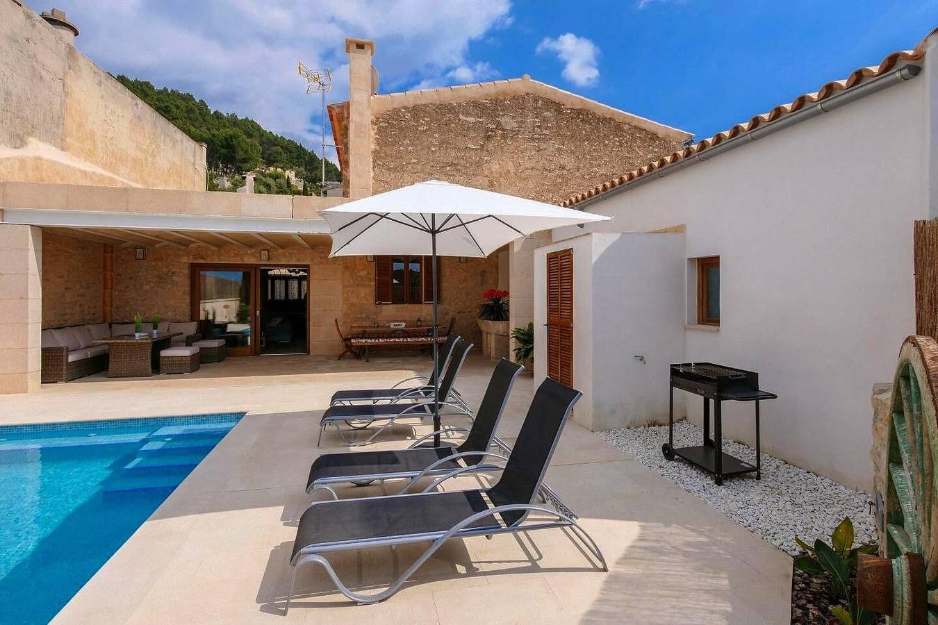 Ferienhaus Can Tianet mit Bergblick, Pool, Wlan und Terrasse in Randa (Mallorca), Algaida
